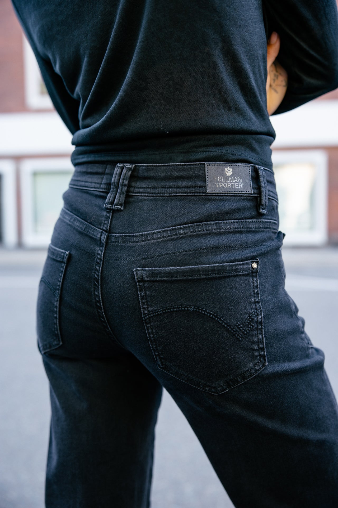 

High Waist 7/8 Straight Jeans Damen Edita badass | Freeman T. Porter