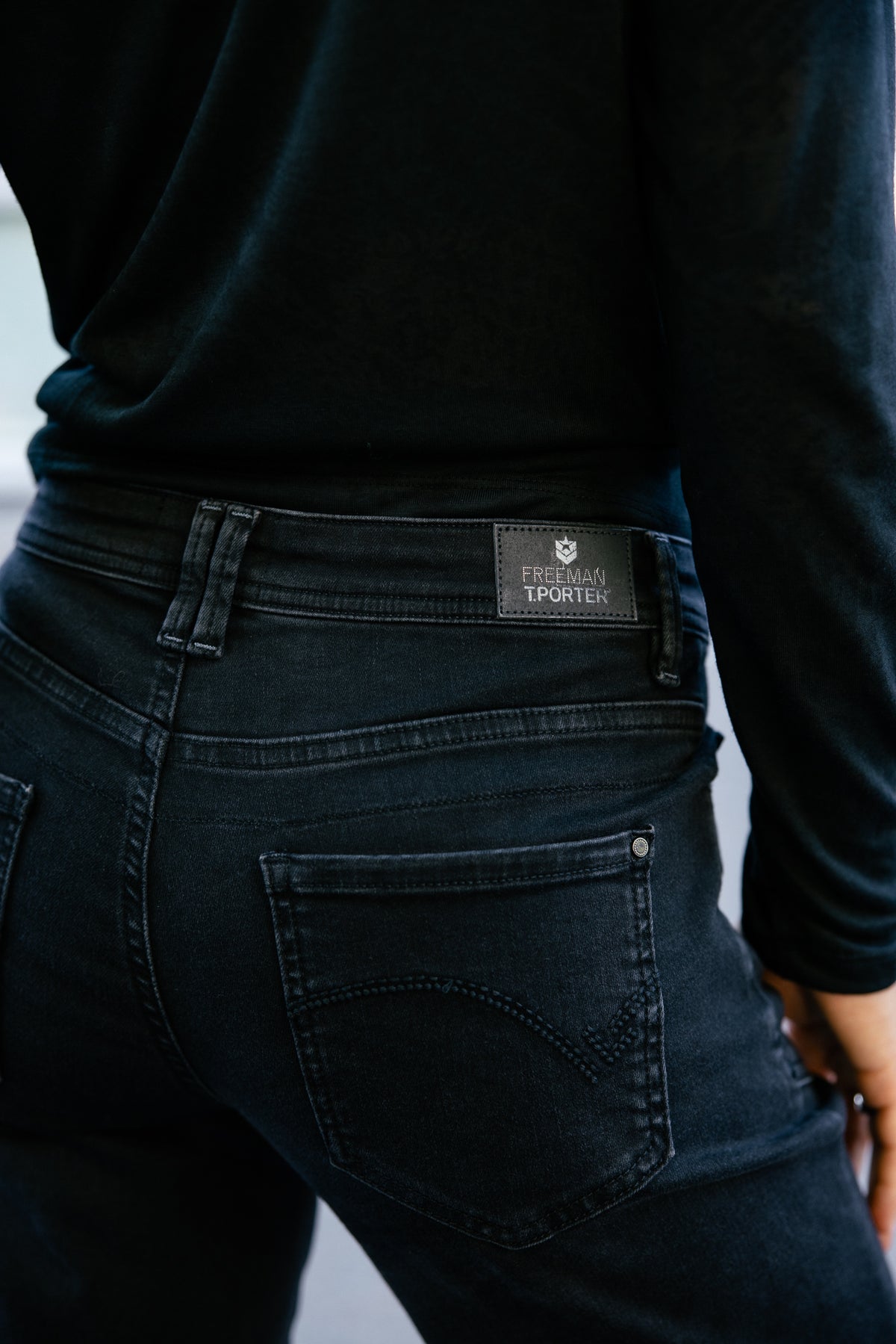 

High Waist 7/8 Straight Jeans Damen Edita badass | Freeman T. Porter