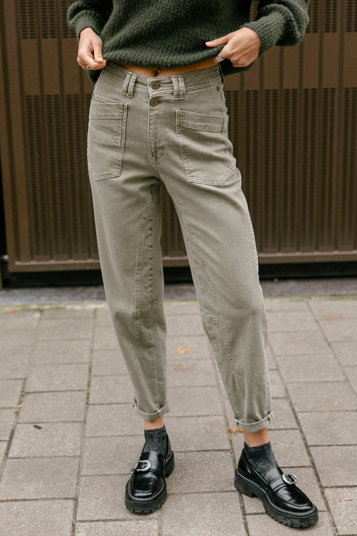   
            

High-waisted pants Woman Edita Andalousia deep lichen green | Freeman T. Porter
          
