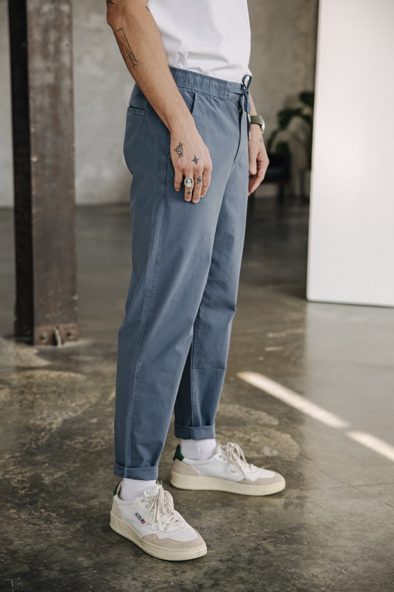 

Pantalon relax Mann Donovan Gardenia ensign blue | Freeman T. Porter