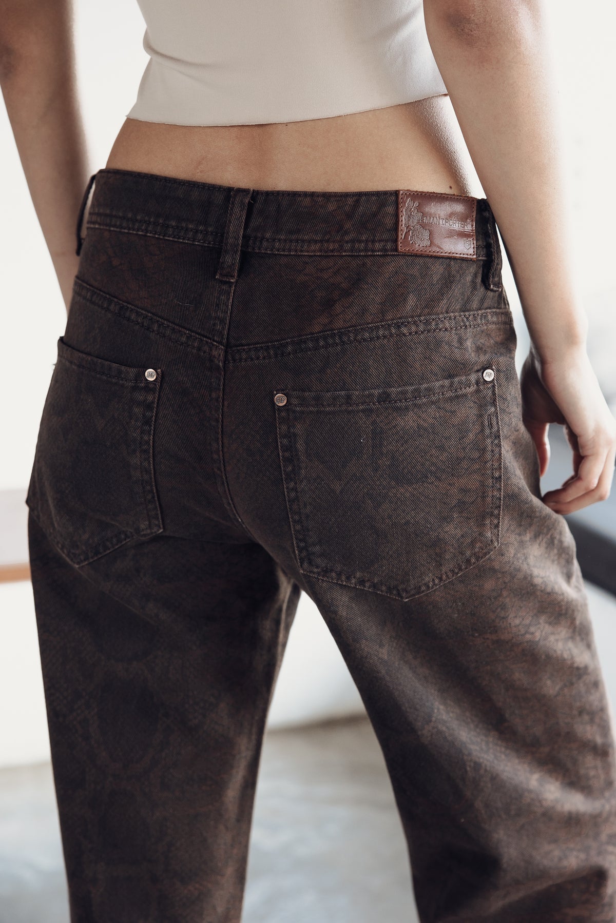 

Jeans direitos de cintura média Mulher Hannah Insider brown | Freeman T. Porter