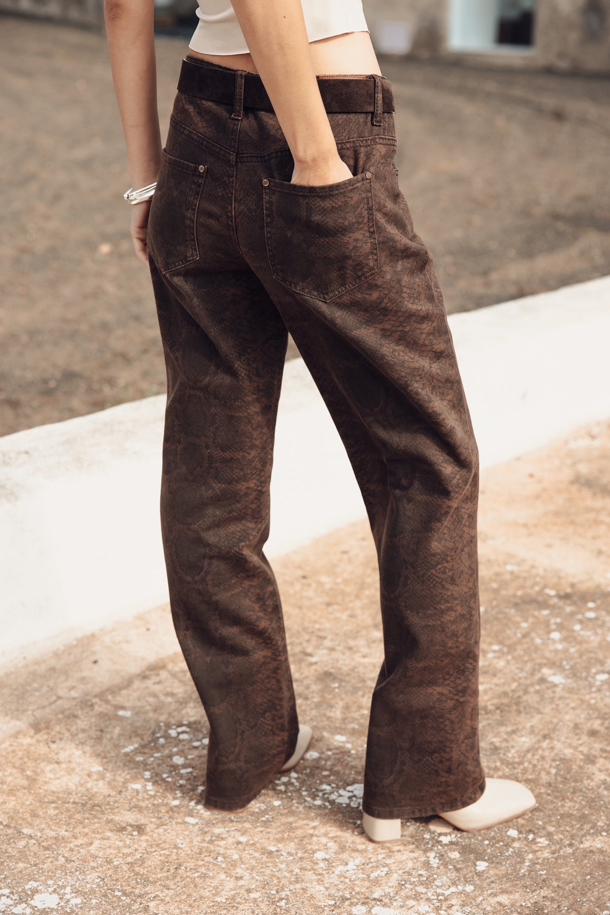 

Jeans direitos de cintura média Mulher Hannah Insider brown | Freeman T. Porter