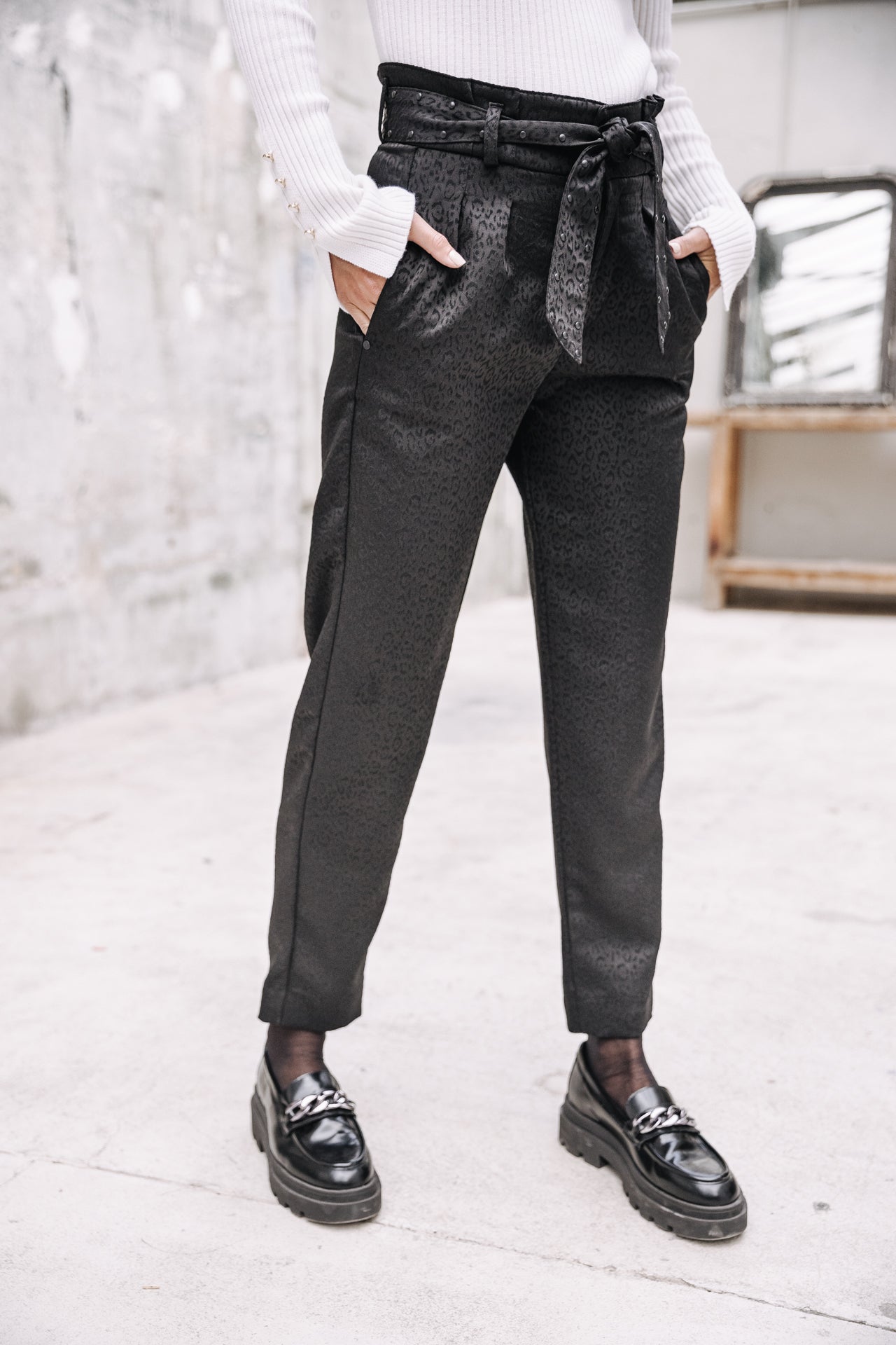 

Pantalon city Paperbag Mujer Isadora Gyal black | Freeman T. Porter