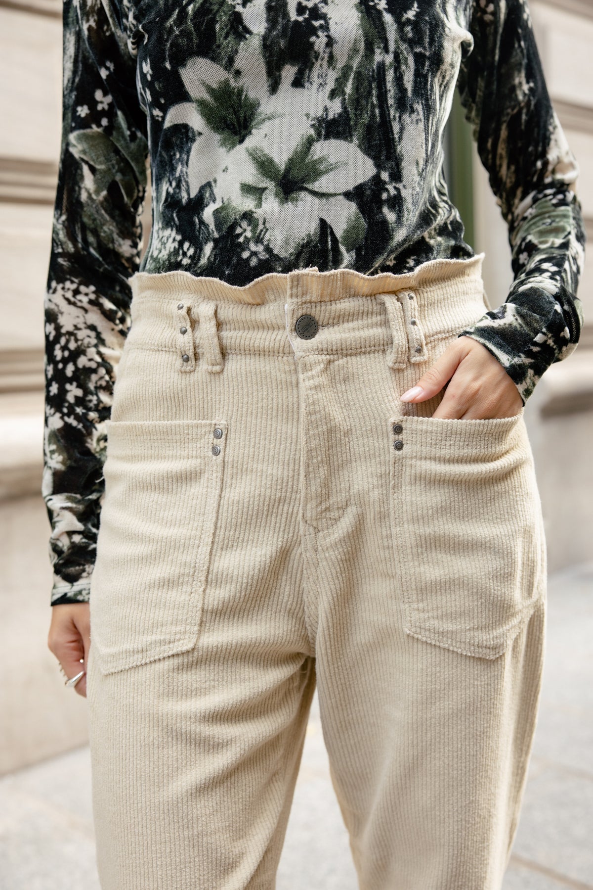 
              

High Waist Cordhose Damen Joyce Veluto overcast | Freeman T. Porter
            