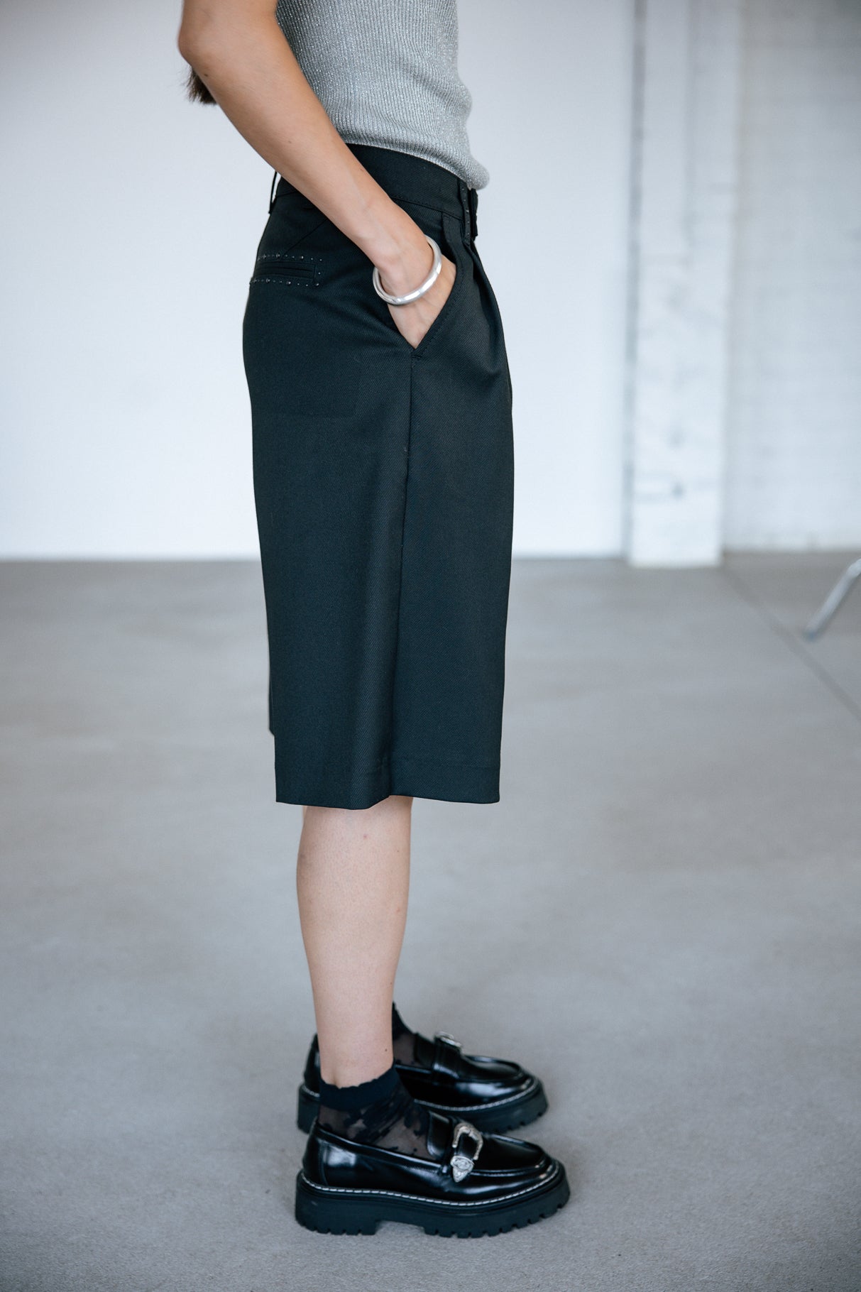 

Bermuda City Femme Stella Evenos black | Freeman T. Porter