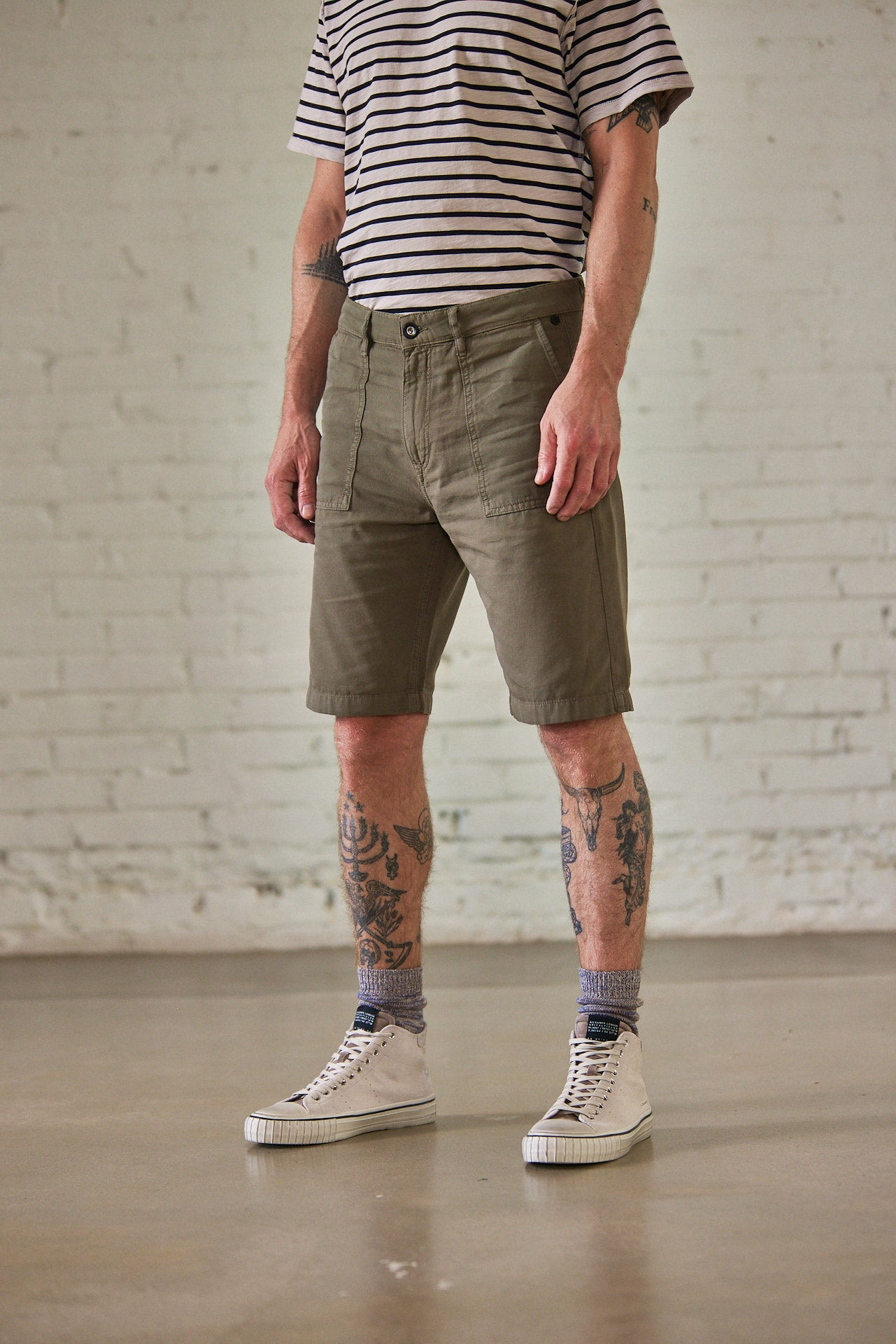 

Short droit Homme Bastian Short Utility dusty olive | Freeman T. Porter