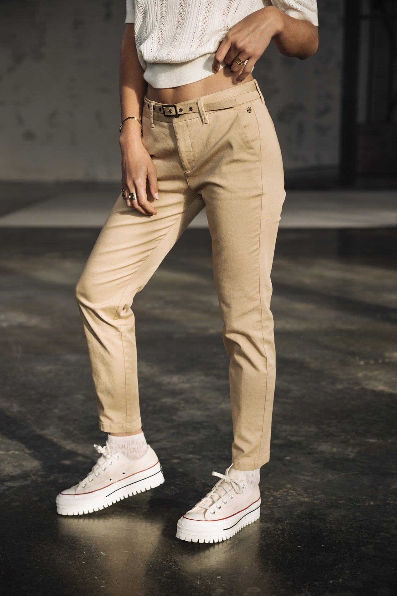 

Pantalon chino Femme Claudia Felicita irish cream | Freeman T. Porter