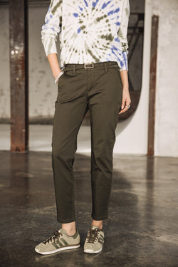 

Pantalón chino Mujer Claudia Felicita forest night | Freeman T. Porter