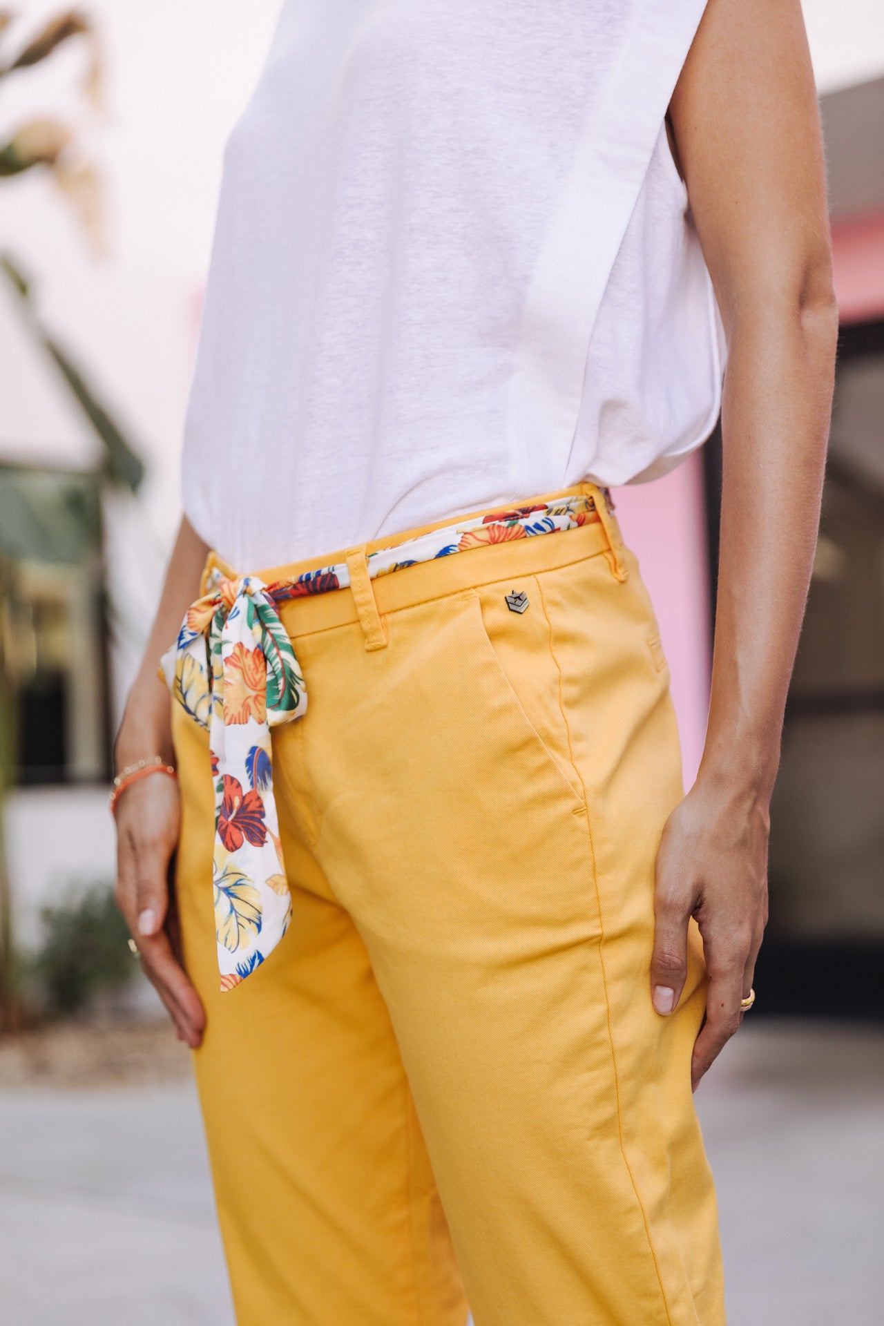 

Pantalon city slim Femme Claudia Felicita spectra yellow | Freeman T. Porter