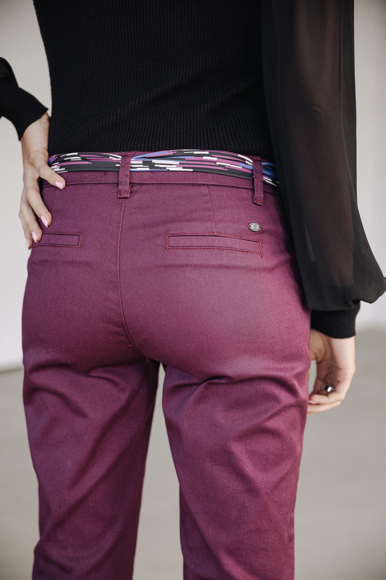 
              

Pantalon city slim Femme Claudia Felicita winetasting | Freeman T. Porter
            