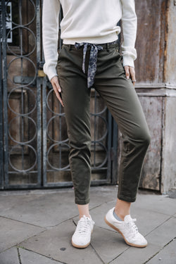 

Pantalón city slim Mujer Claudia Felicita forest night | Freeman T. Porter