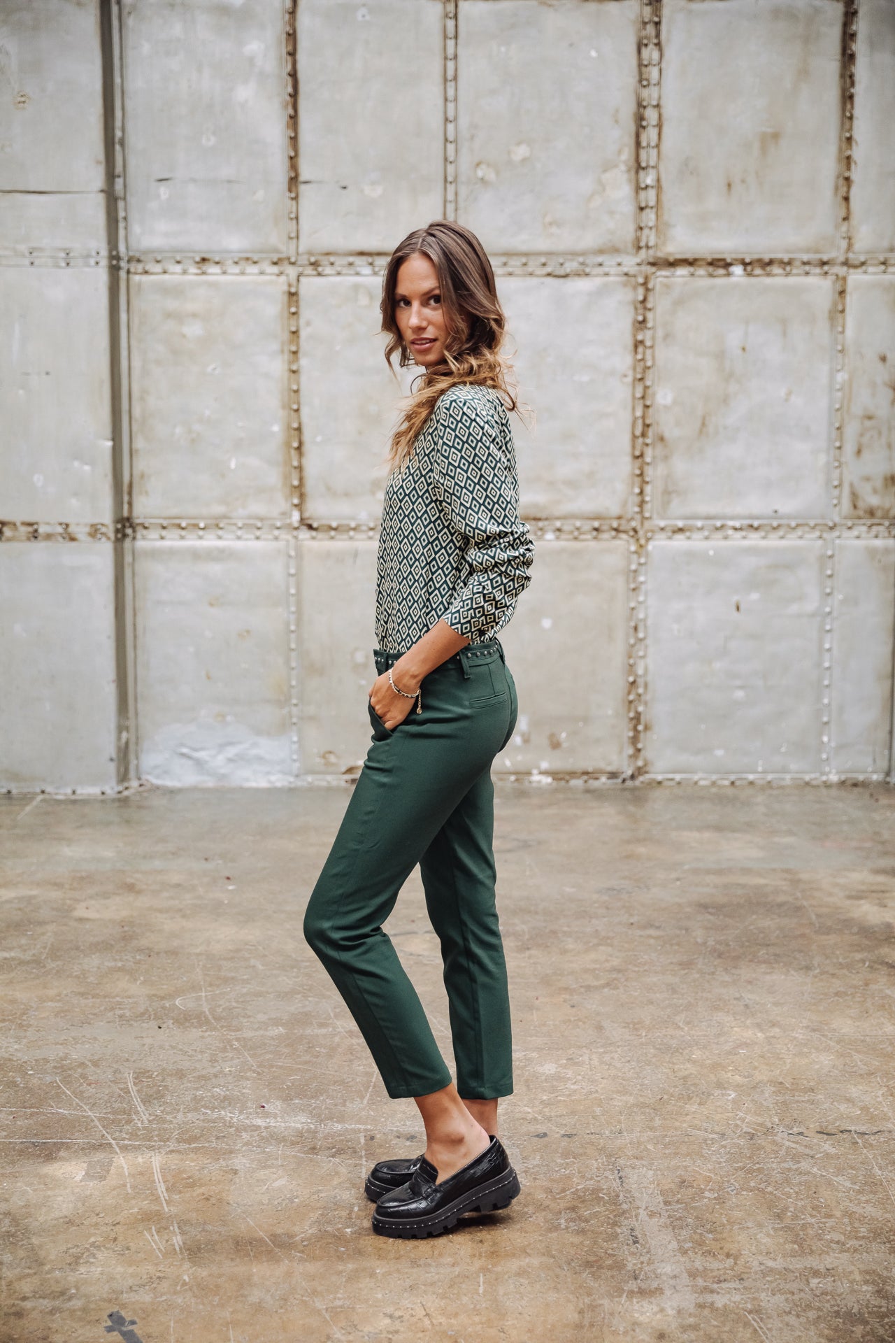 

Pantalon city slim Femme Claudia Polyneo green gables | Freeman T. Porter