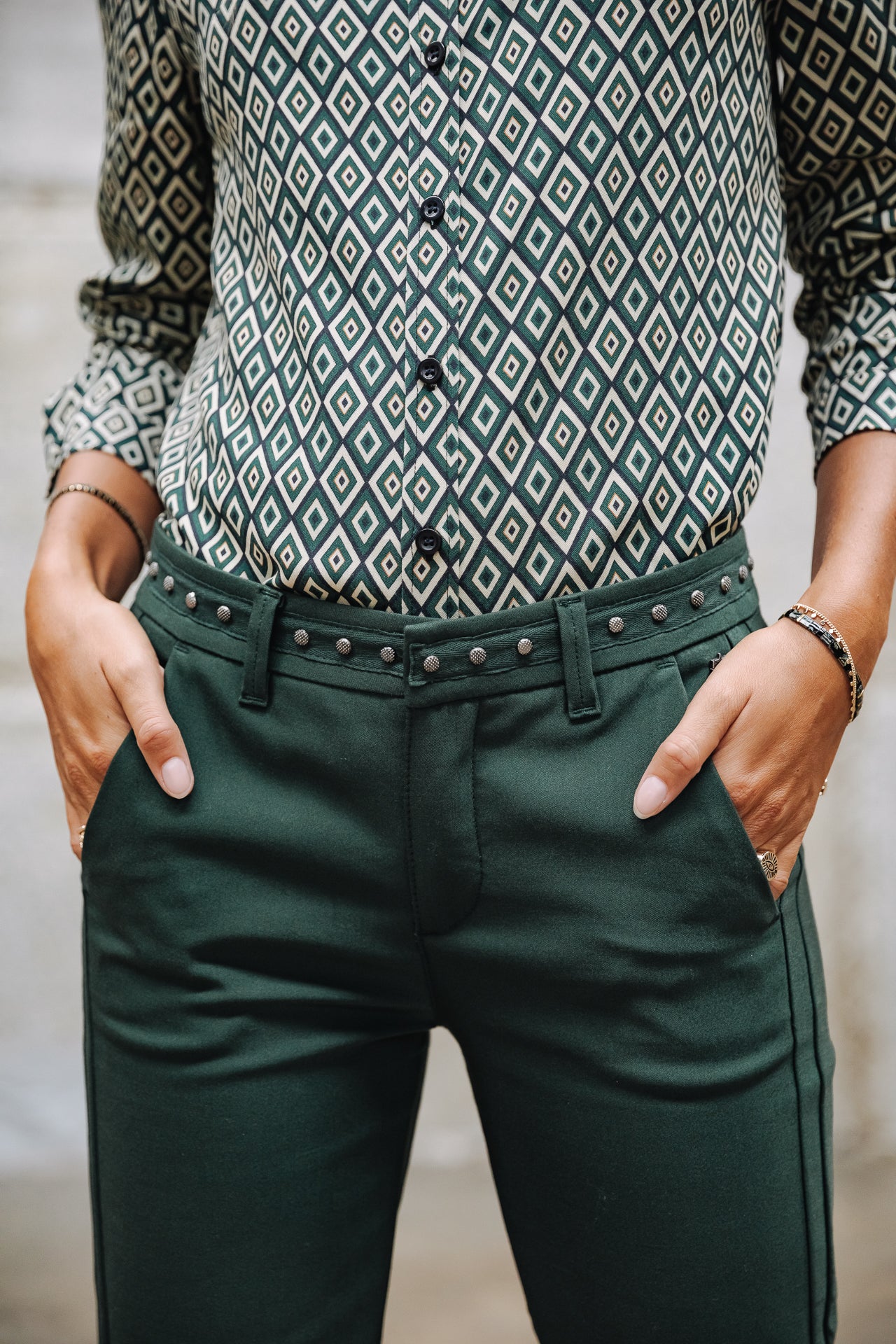 

Pantalon city slim Femme Claudia Polyneo green gables | Freeman T. Porter