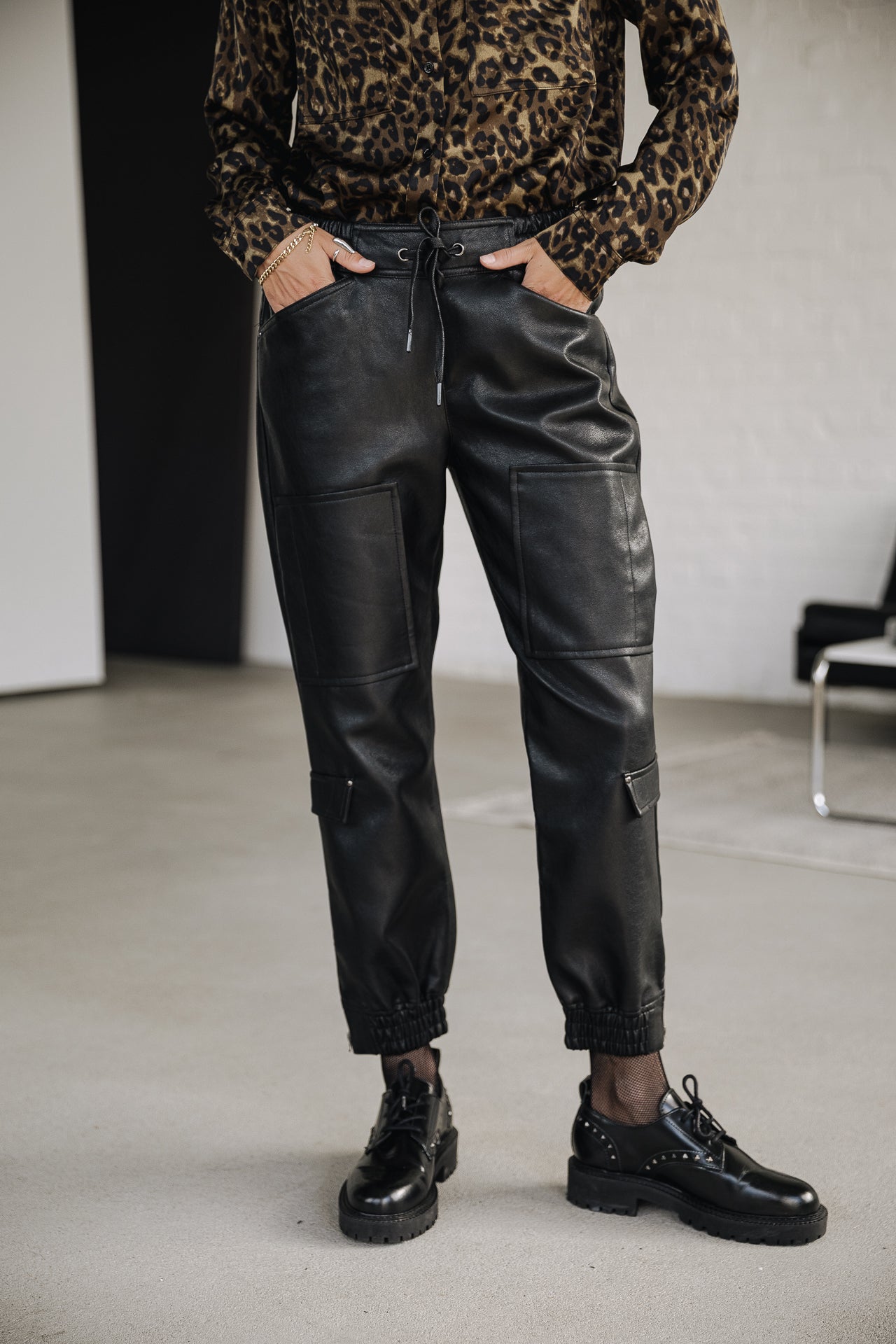 

Cargo-Hose Damen Celine Biker black | Freeman T. Porter