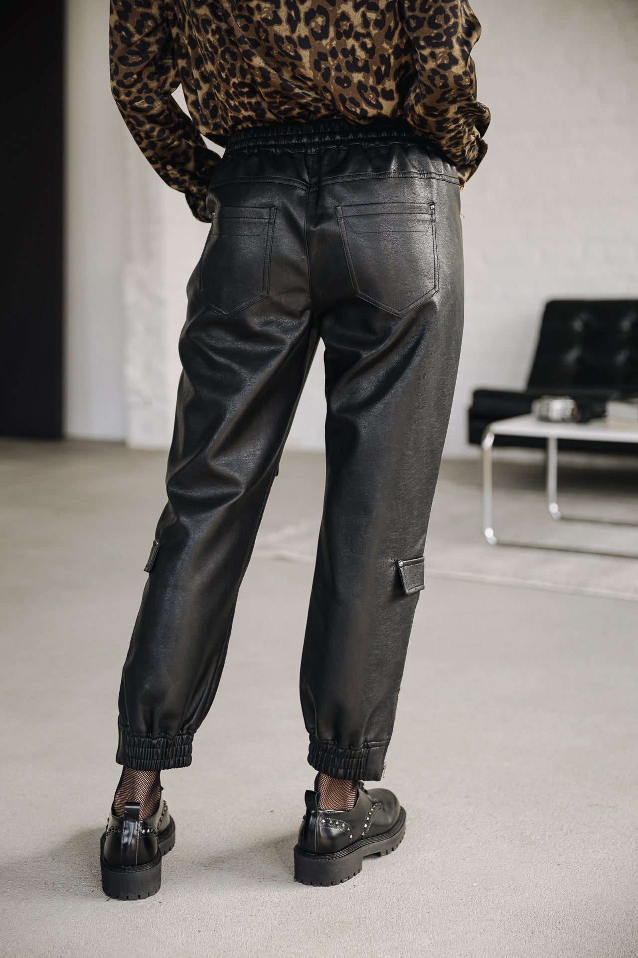 

Cargo-Hose Damen Celine Biker black | Freeman T. Porter