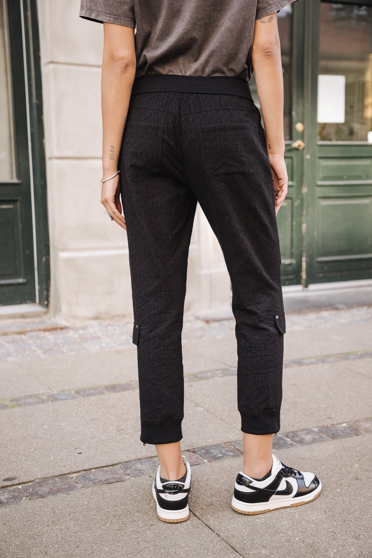 

Pantalon cargo Femme Celine Sapa black | Freeman T. Porter