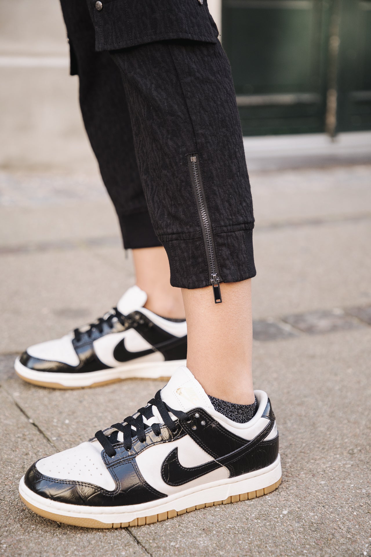 

Pantalon cargo Femme Celine Sapa black | Freeman T. Porter