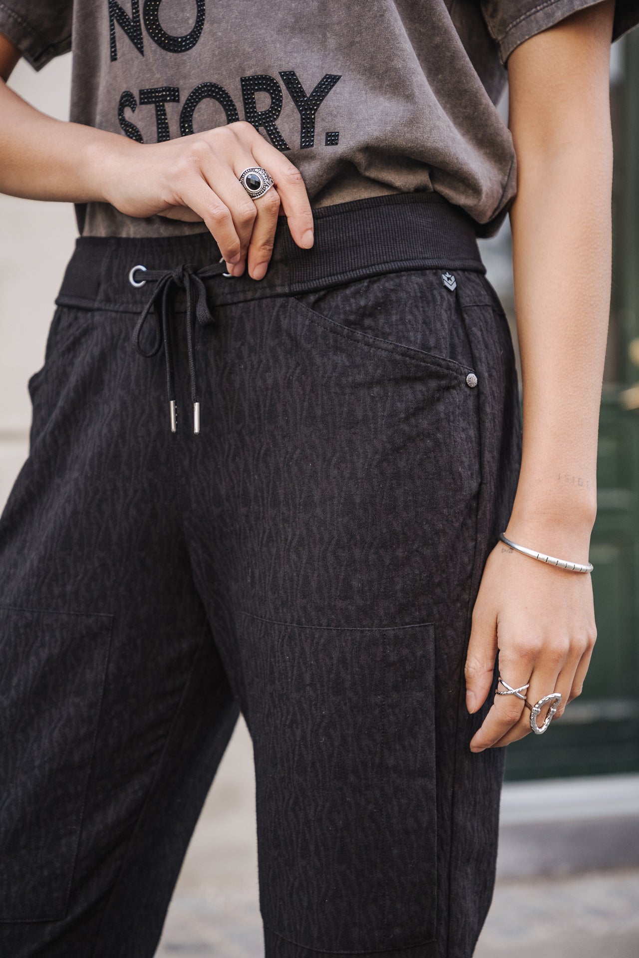 

Pantalon cargo Femme Celine Sapa black | Freeman T. Porter