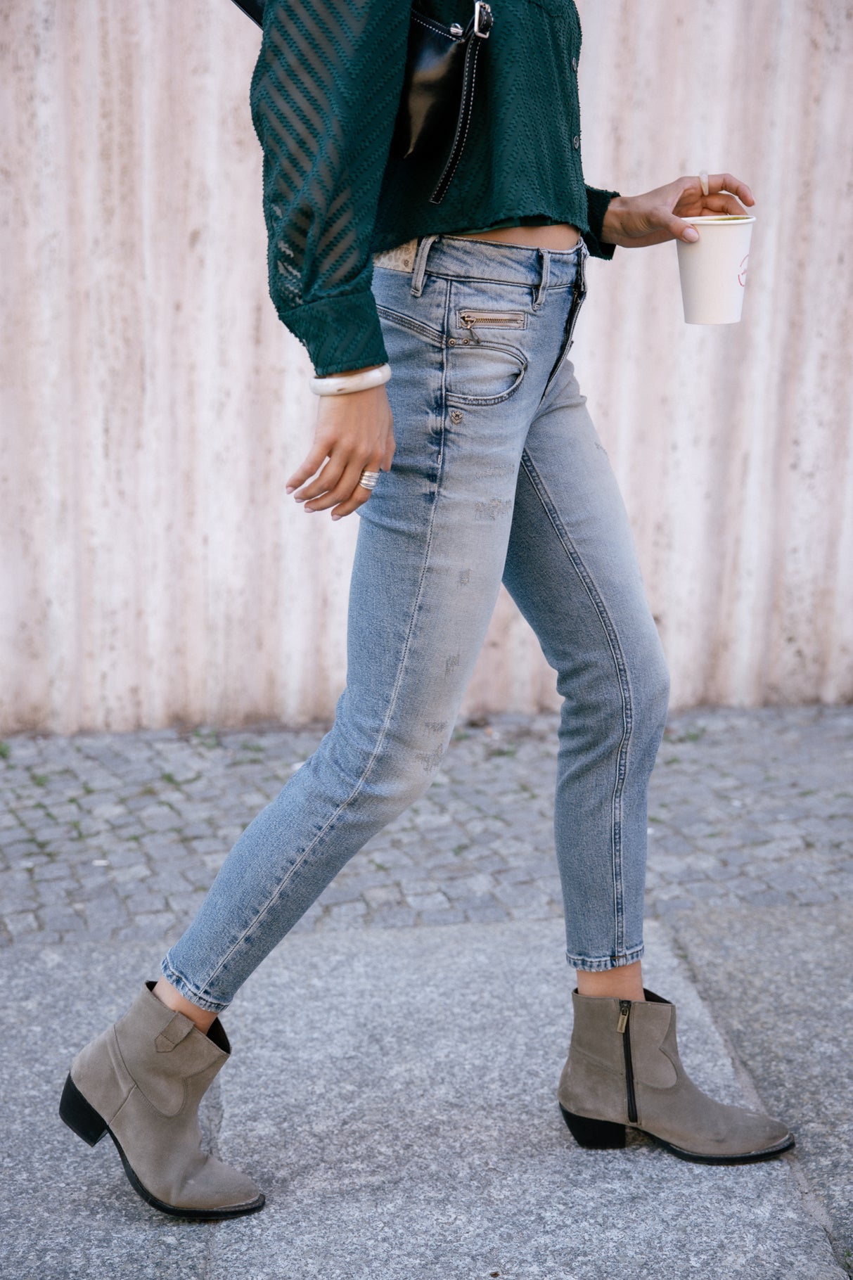 

Vaqueros slim Mujer Alexa High Waist Cropped shark | Freeman T. Porter