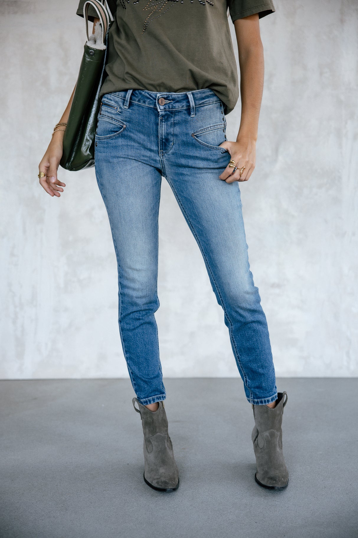 
              

Jeans slim taille haute Femme Alexa High Waist Cropped sicilian | Freeman T. Porter
            