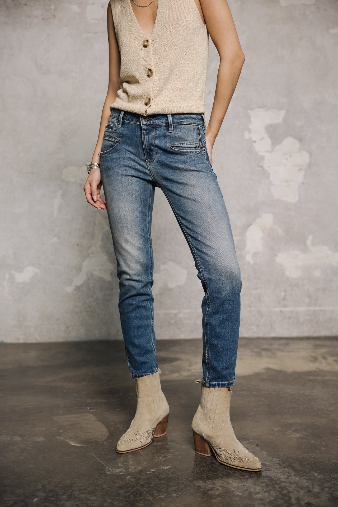 
              

Slim jeans Woman Alexa High Waist Cropped sicilian | Freeman T. Porter
            