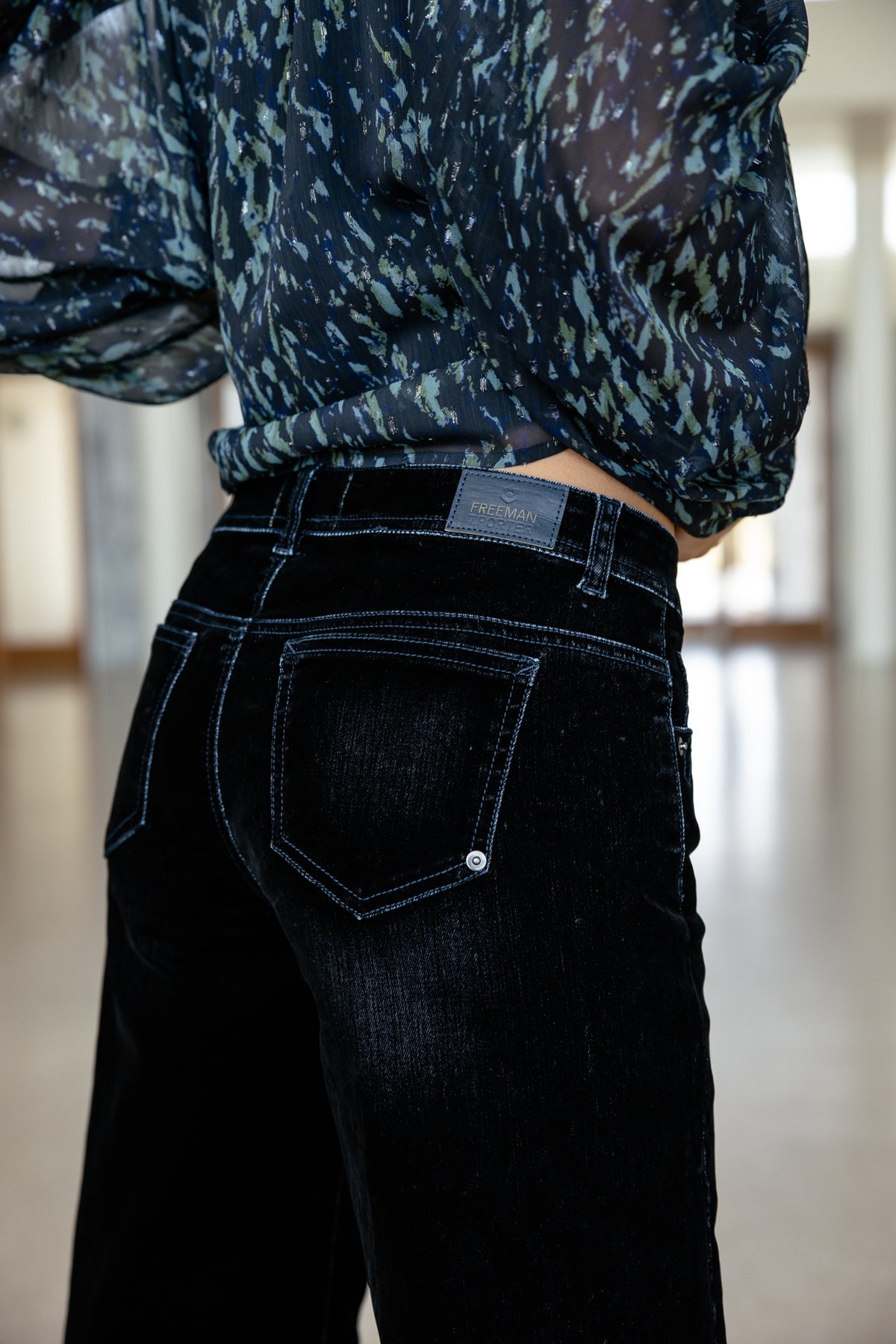 

Low Waist Wide Leg Jeans Damen Agatha echo | Freeman T. Porter