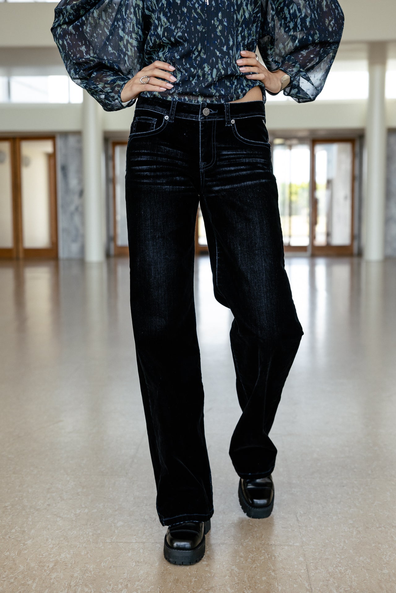 

Low Waist Wide Leg Jeans Damen Agatha echo | Freeman T. Porter