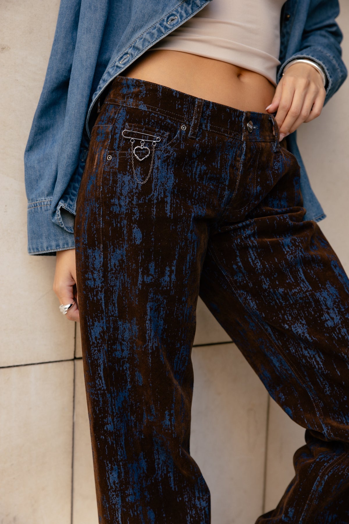 

Low Waist Wide Leg Jeans Damen Agatha titanite brown | Freeman T. Porter