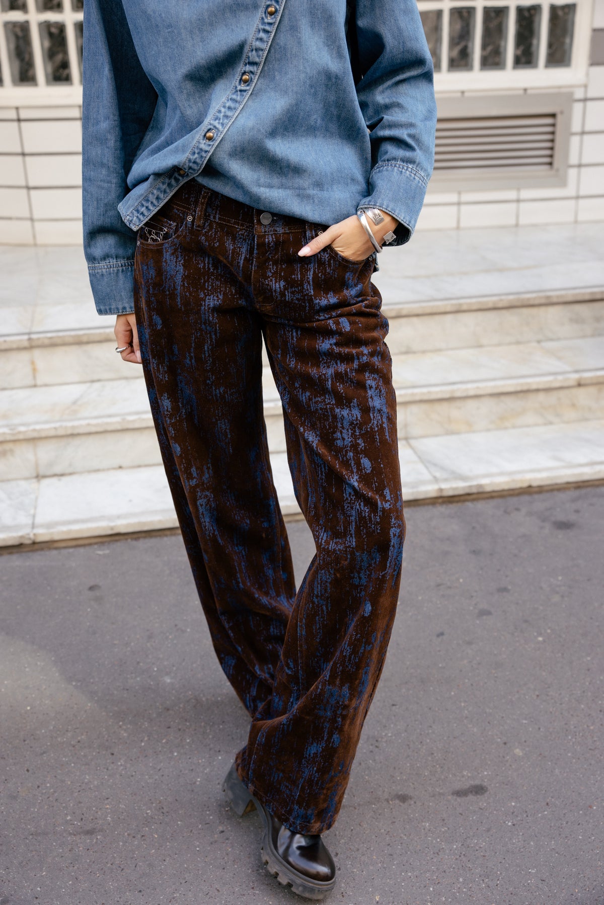 

Low Waist Wide Leg Jeans Damen Agatha titanite brown | Freeman T. Porter