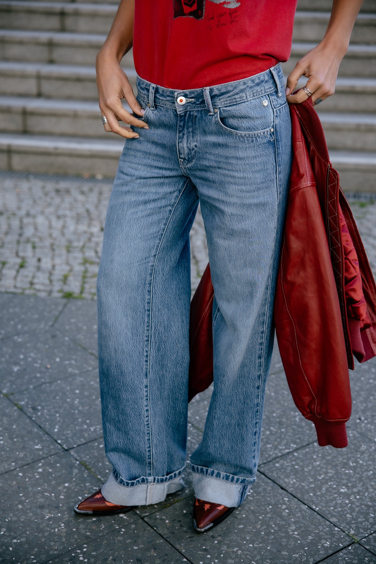   
            

Jeans large à revers Femme Agatha sevillanas | Freeman T. Porter
          