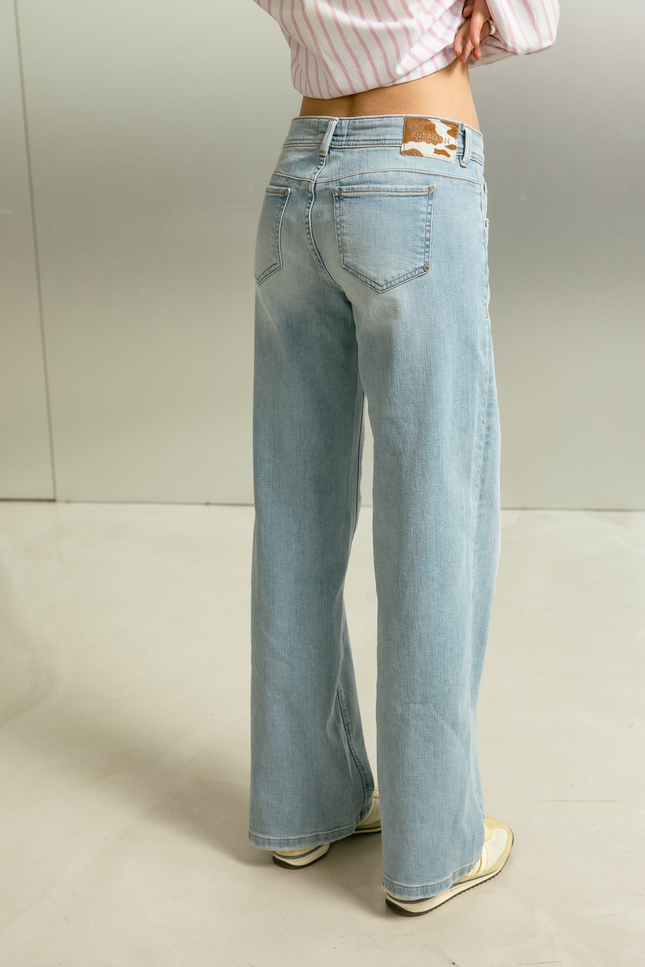

Jeans large taille basse Femme Agatha samba light | Freeman T. Porter