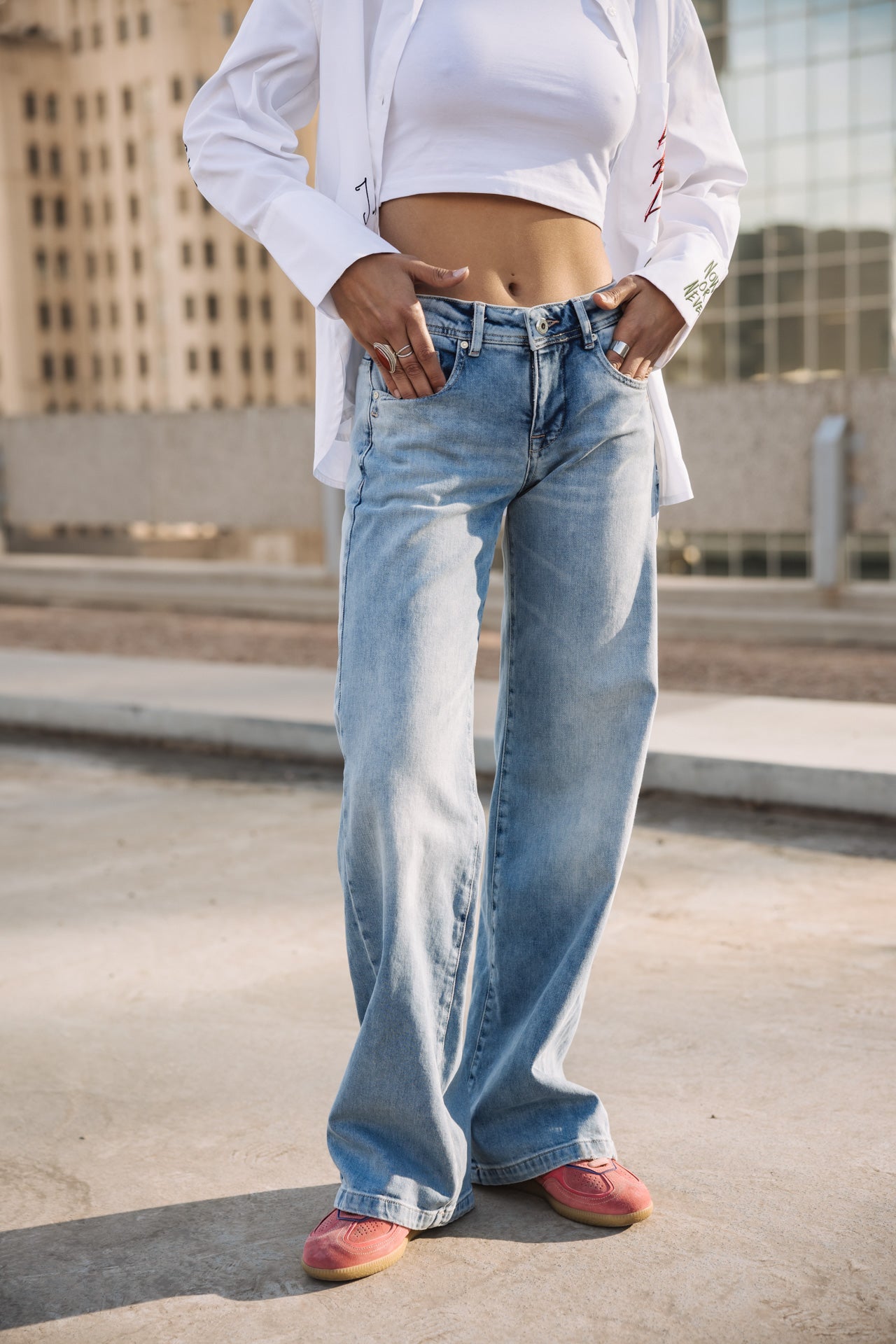   
            

Jeans large Femme Agatha palermo med | Freeman T. Porter
          