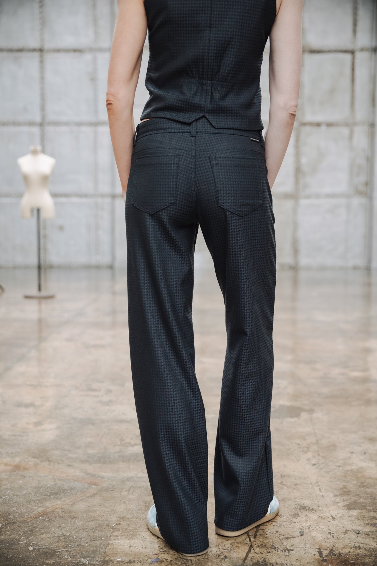 

Pantalon large taille basse Femme Agatha Lawlands peacoat | Freeman T. Porter
