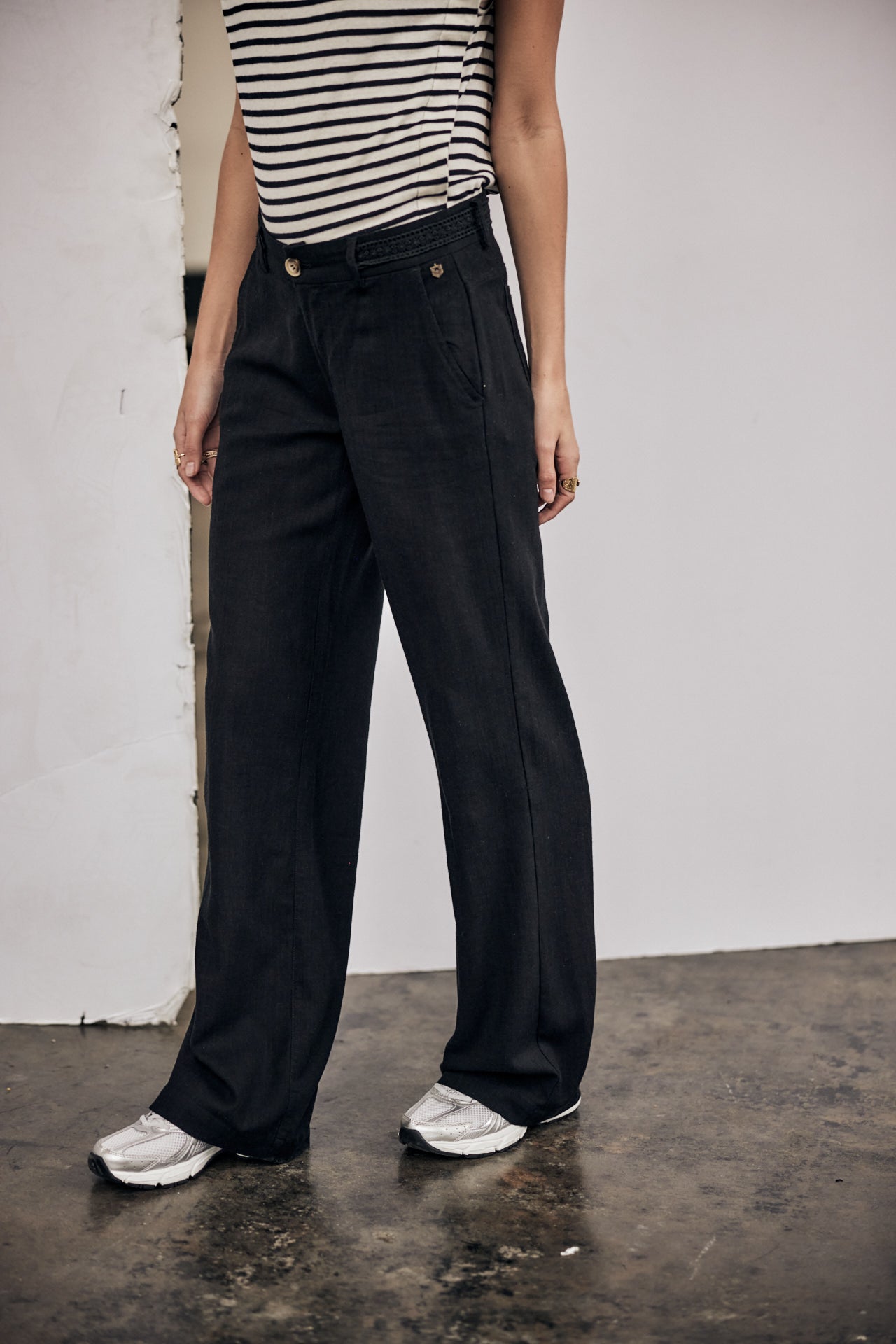 

Pantalon large en lin Femme Agatha Plain Linen black | Freeman T. Porter