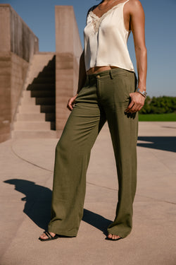 

Pantalon large taille basse en lin Femme Agatha Plain Linen martini olive | Freeman T. Porter