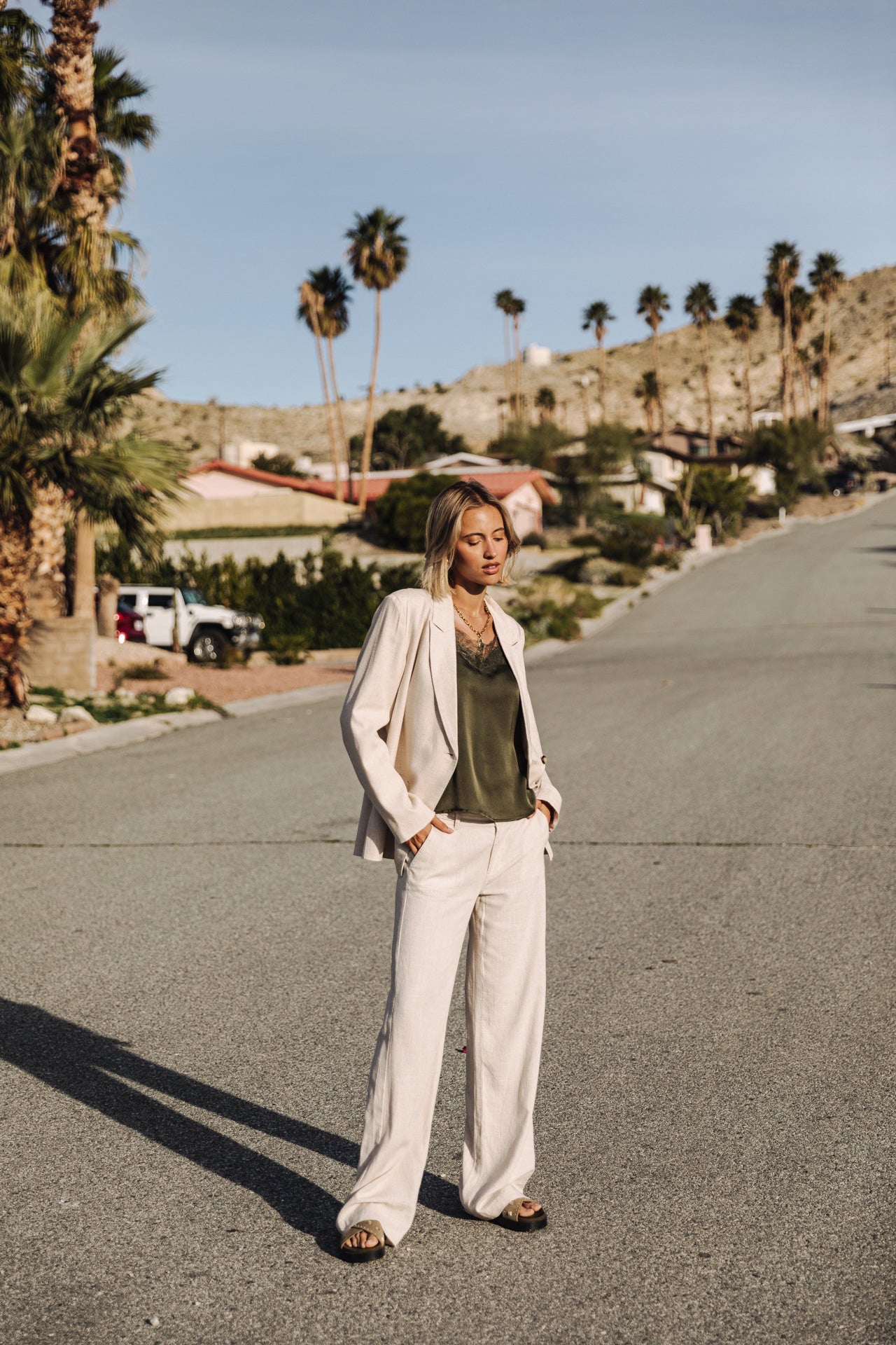 

Weite Leinenhose Frau Agatha simply taupe | Freeman T. Porter