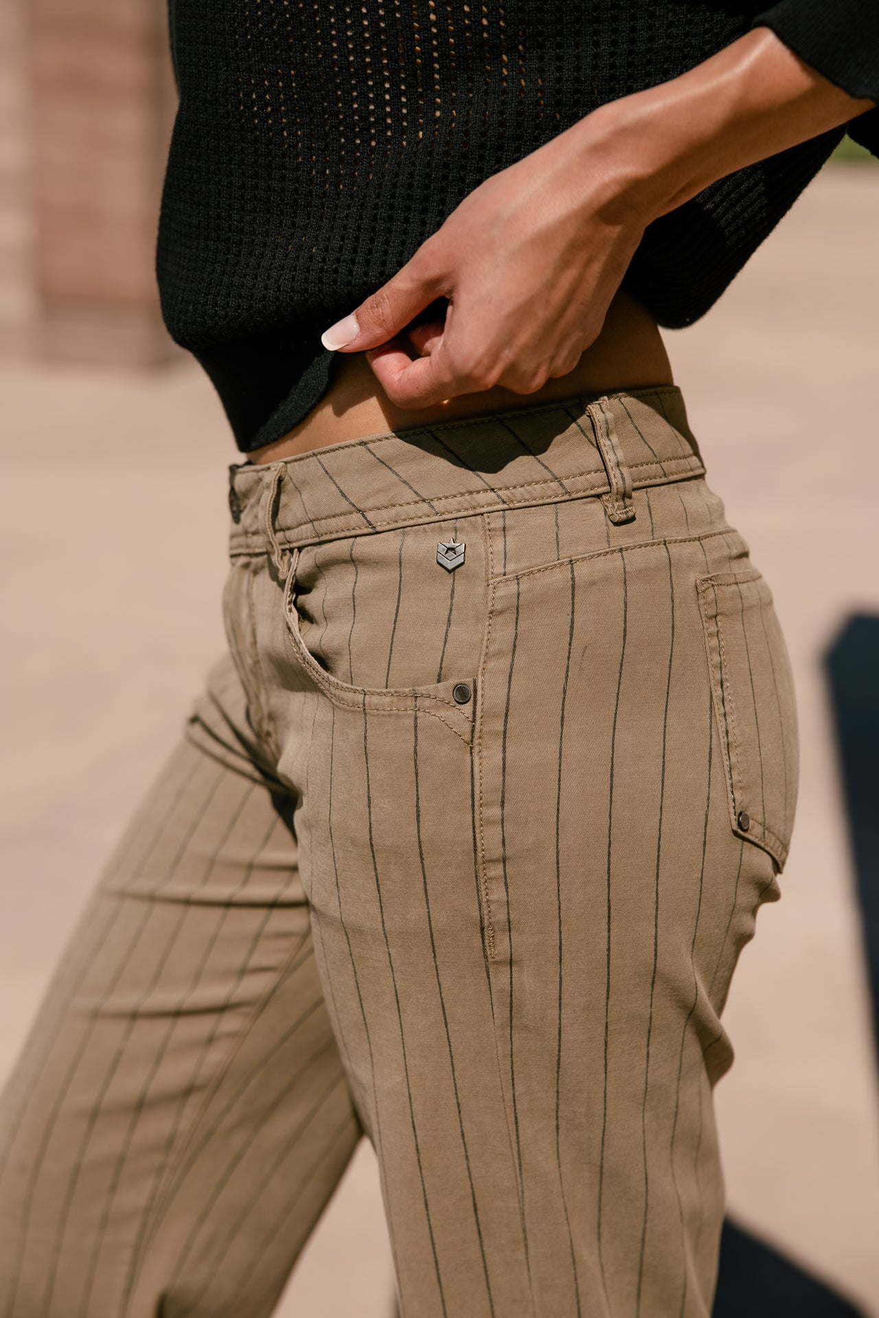 
              

Pantalon large taille basse Femme Agatha Paleole aloe | Freeman T. Porter
            