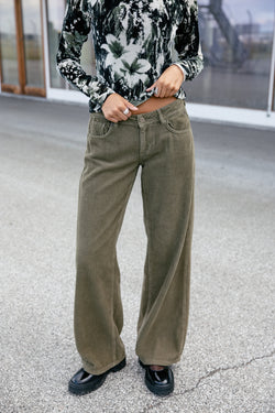 

Low rise wide leg trousers Women Agatha Veluto forest night | Freeman T. Porter
