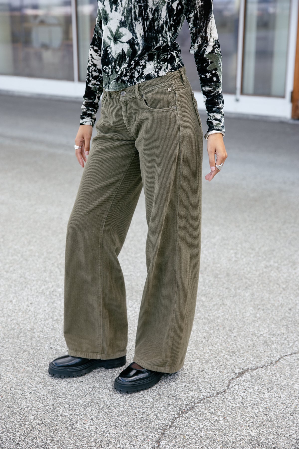 

Low rise wide leg broek Dames Agatha Veluto forest night | Freeman T. Porter