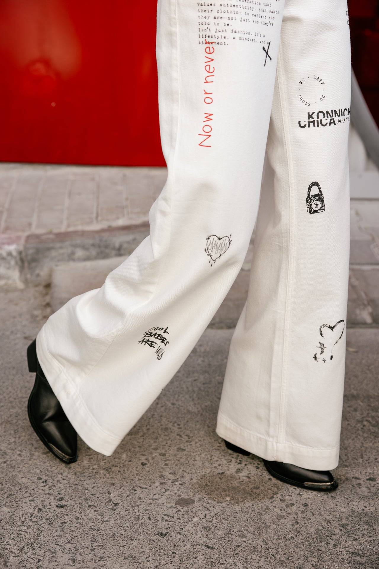 

Pantalon large  Femme Miley Caicos Print off white | Freeman T. Porter