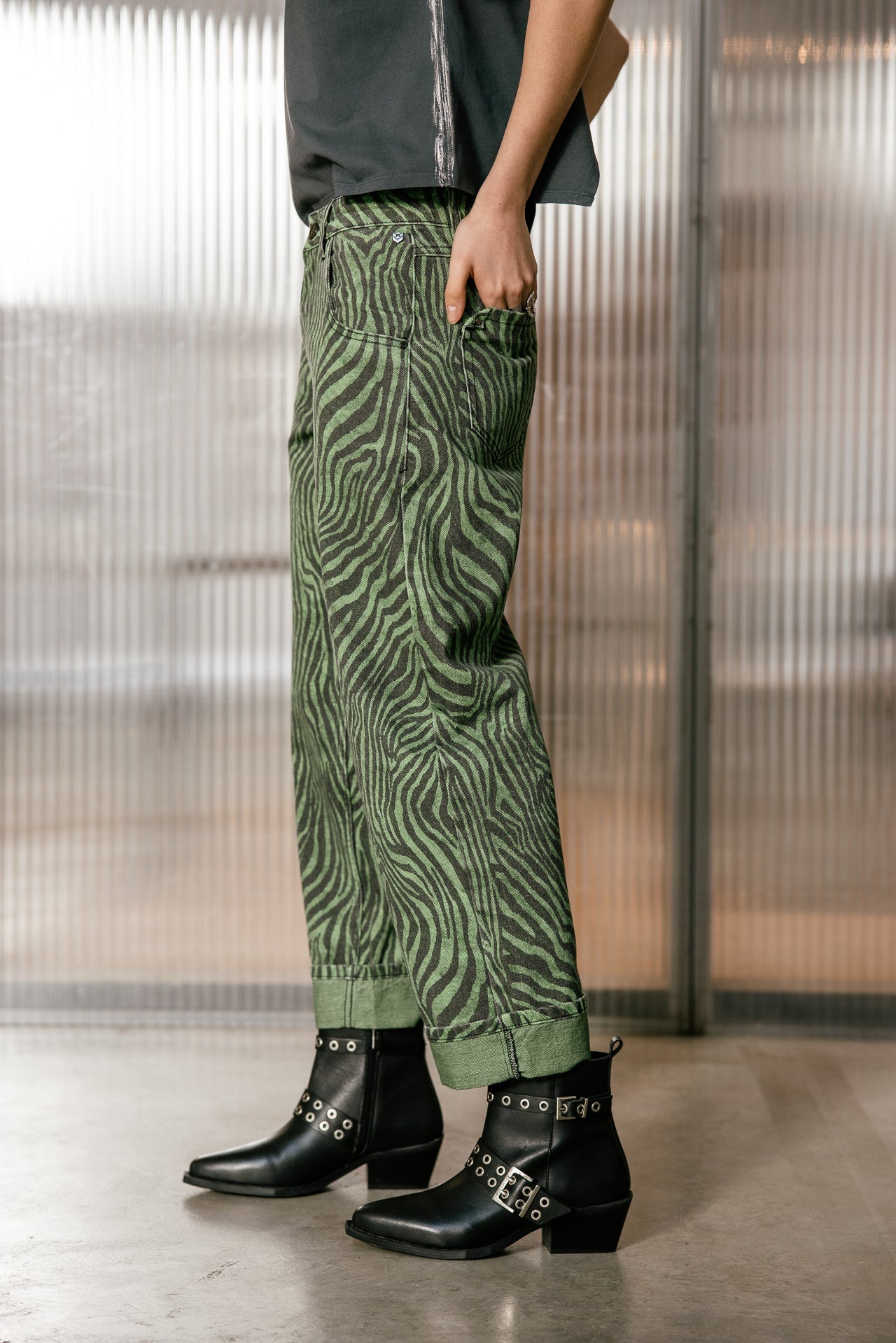 

Pantalon boyfriend 7/8 Femme Robyn Kruger original | Freeman T. Porter