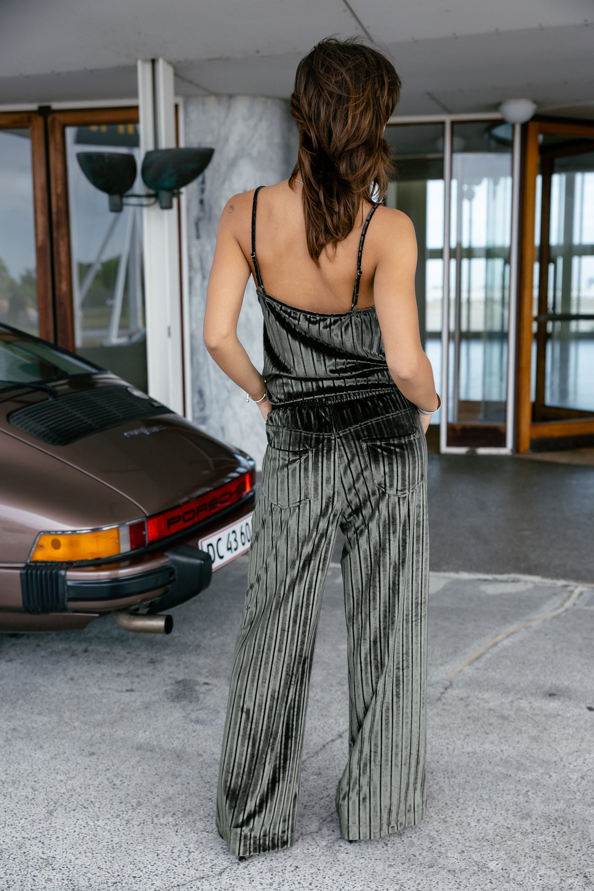 

Wijde fluwelen broek Dames Leia Peely dusty olive | Freeman T. Porter