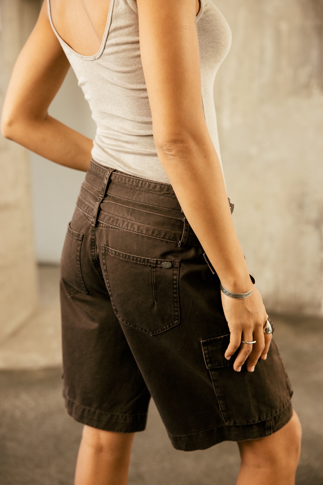 

Langer weiter Cargo-Short mit tiefem Schritt Damen Soann Peace chocolate torte | Freeman T. Porter