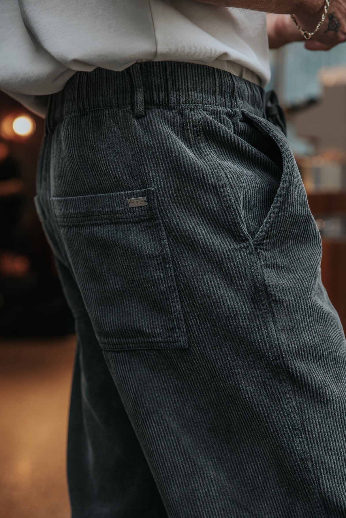 

Cordhose Herren Yoric Corduroy washed grey | Freeman T. Porter