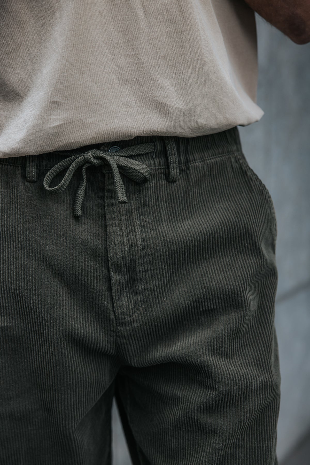 
              

Pantalon en velours côtelé Homme Yoric Corduroy olive night | Freeman T. Porter
            