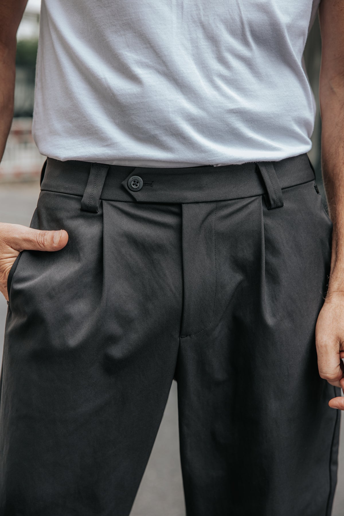 

Bundfaltenhose Herren Frisco Ghost black | Freeman T. Porter