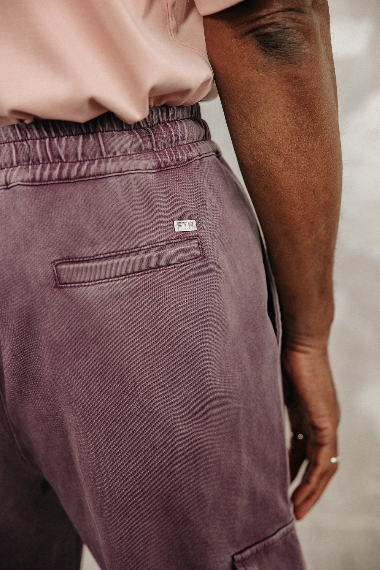 

Pantalon jogging Homme Miles Alpha purple | Freeman T. Porter