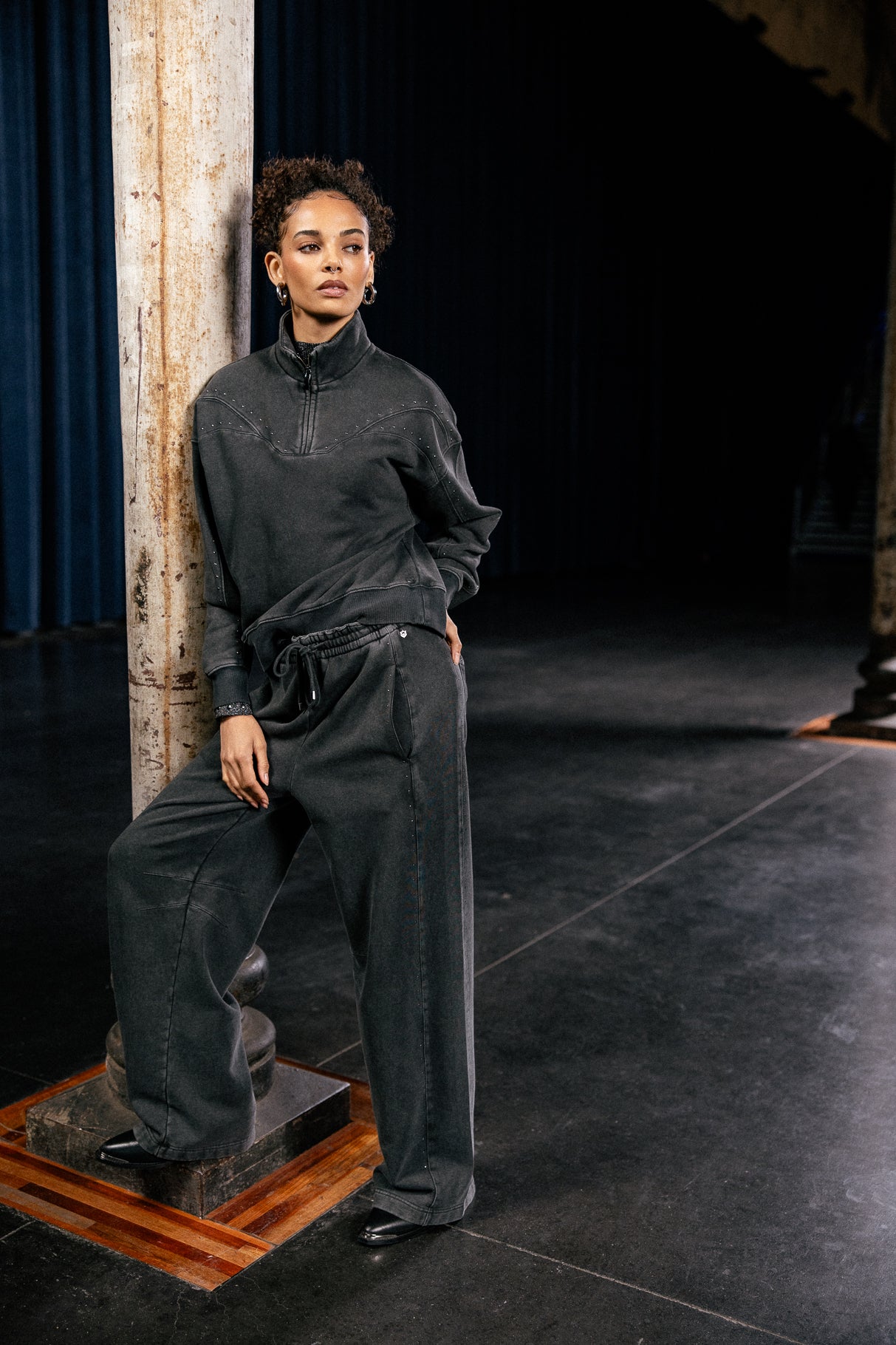 

Pantalon barrel Femme Kalim grey | Freeman T. Porter