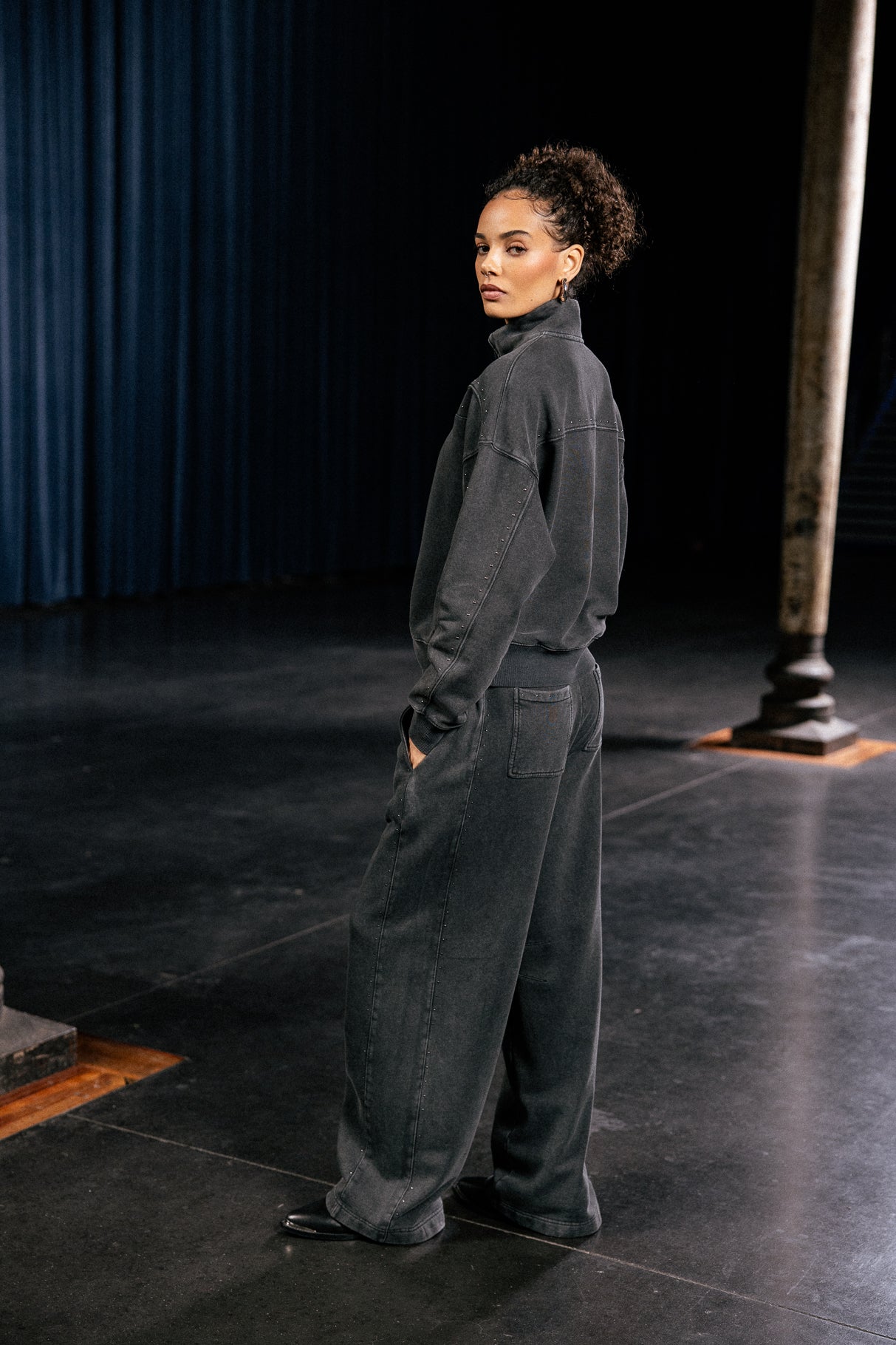 

Pantalon barrel Femme Kalim grey | Freeman T. Porter