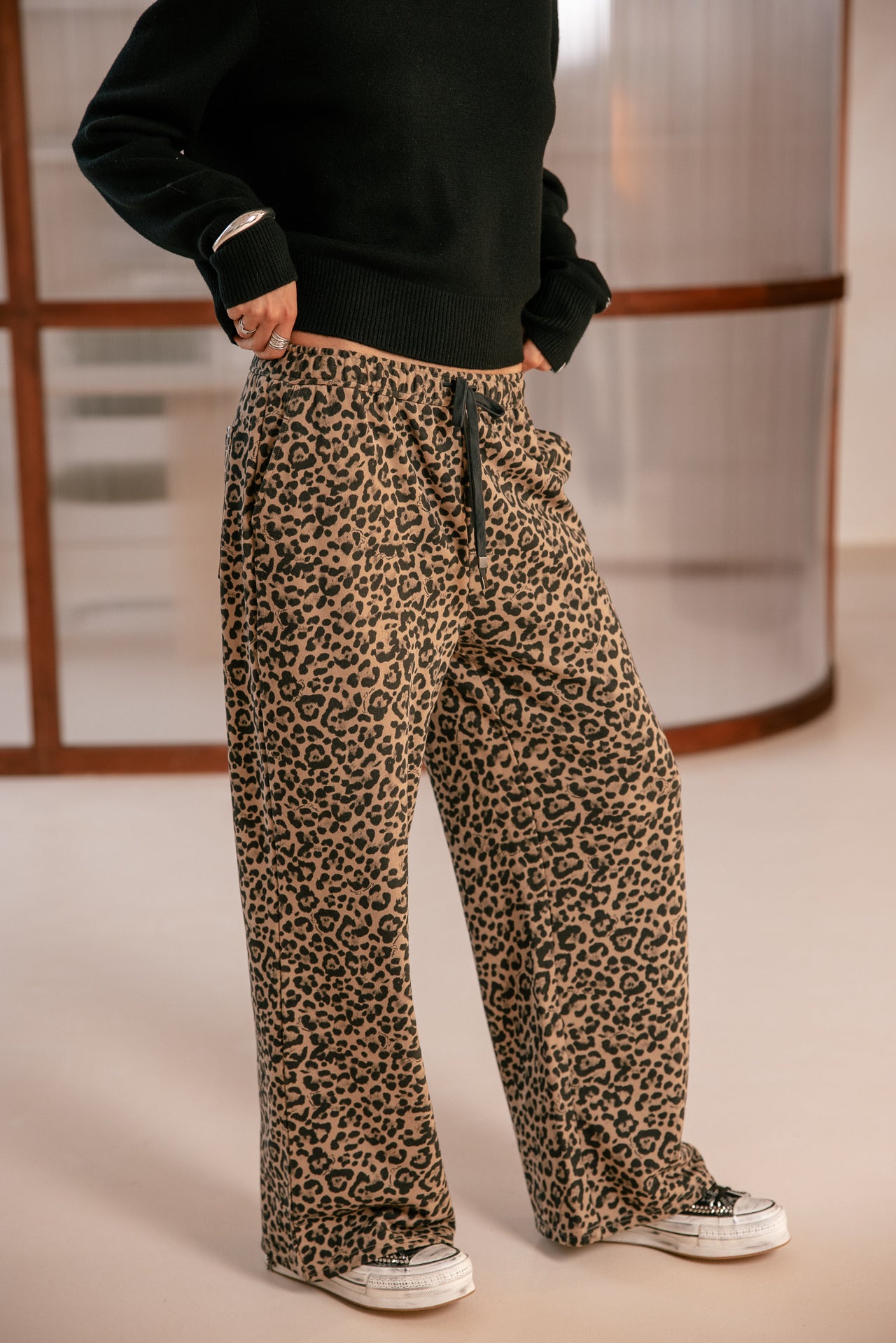 

Bedruckte Jogginghose Damen Vamor Leo natural beige | Freeman T. Porter